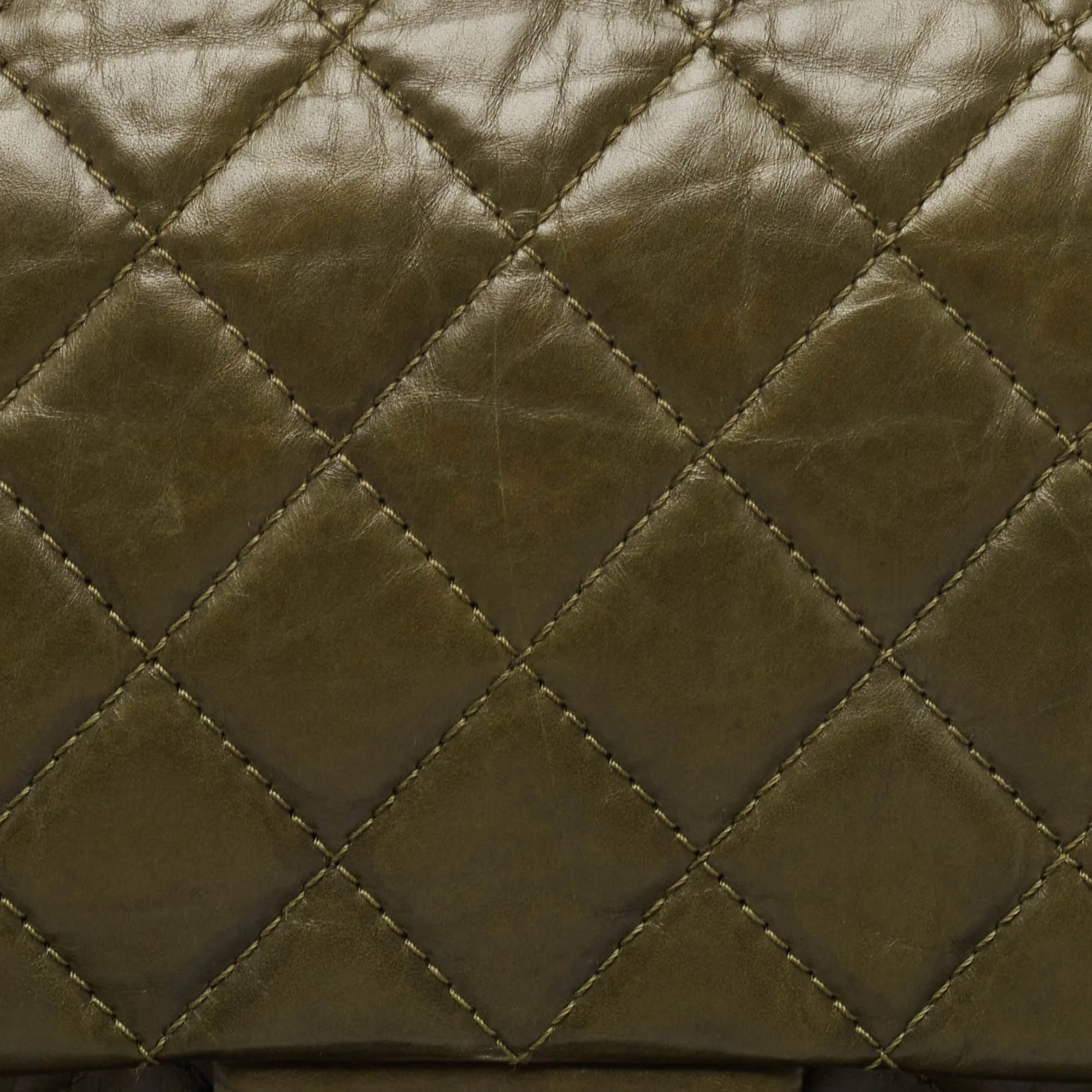 CHANEL Olive Green Quilted Aged Leather Reissue 2.55 Classic 227 New Bag