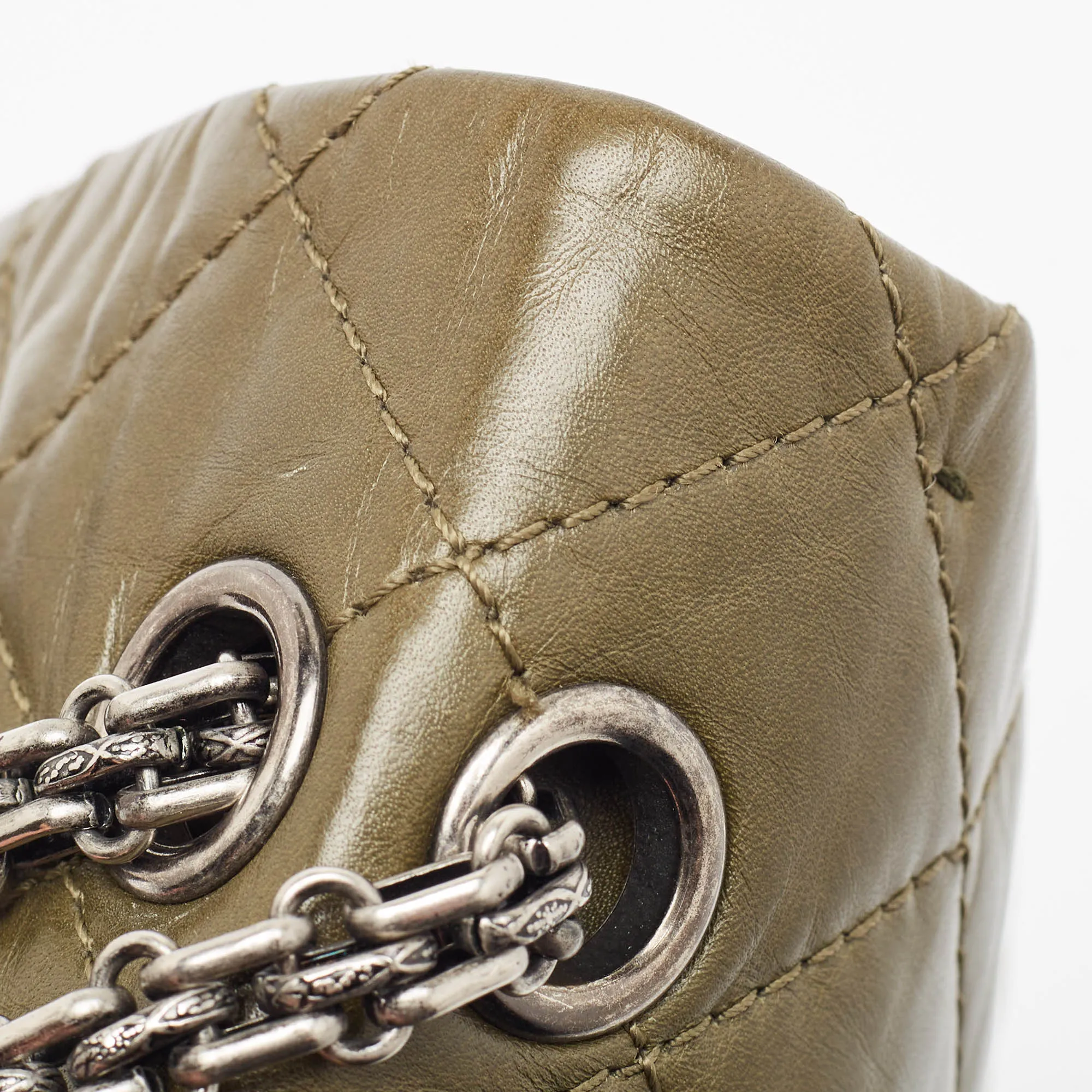 CHANEL Olive Green Quilted Aged Leather Reissue 2.55 Classic 227 New Bag