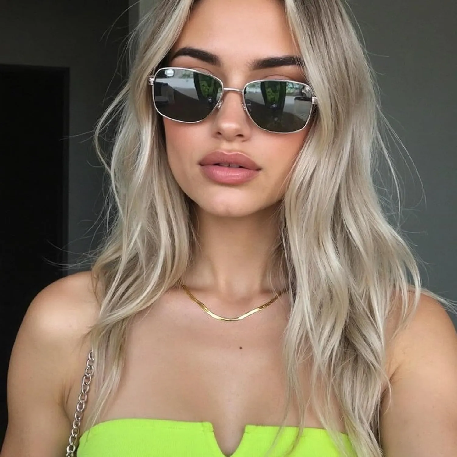 Gold Necklaces for Women, Dainty Herringbone Choker Necklace for Women 18K Gold Layered Chunky Snake Chain Necklaces Jewelry Gifts