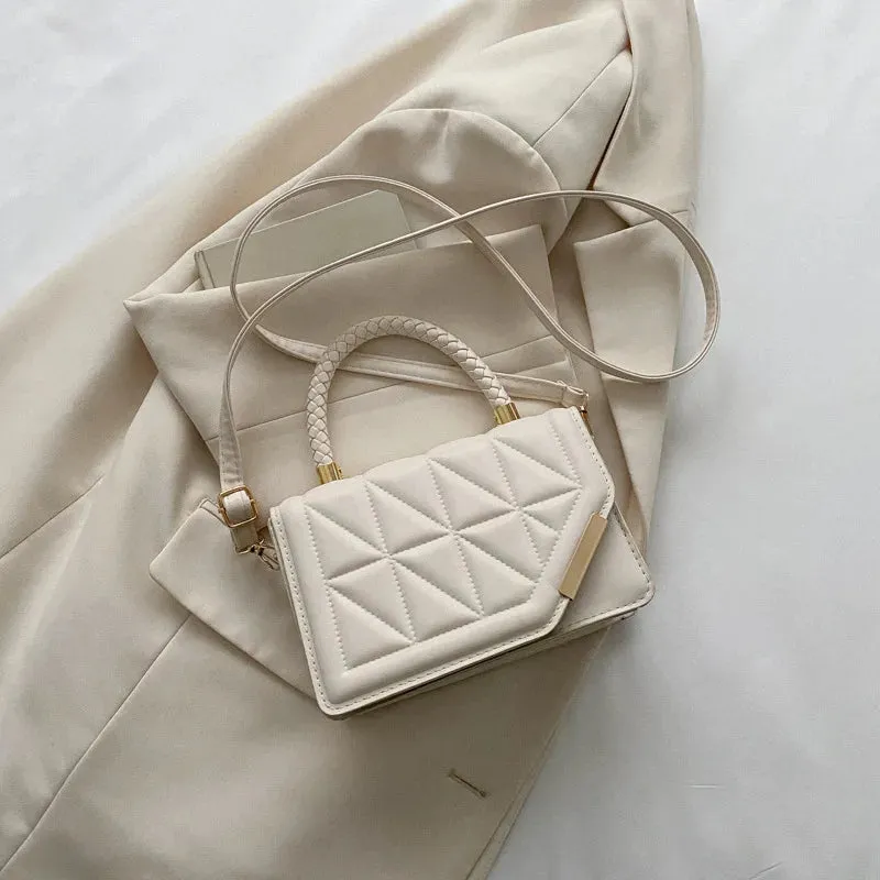 Élan Plaid Luxe Crossbody – Chic Elegance for Every Occasion