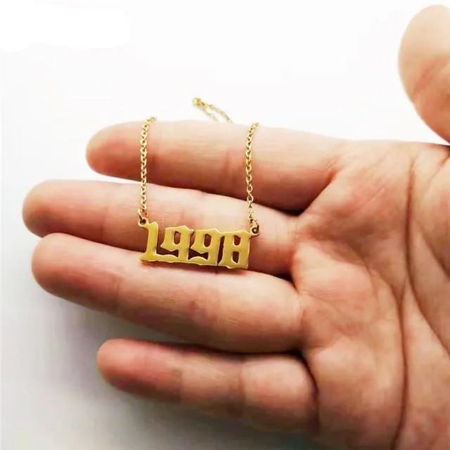 Luxury Year Number Pendant Necklace for Women Anniverssary Jewelry