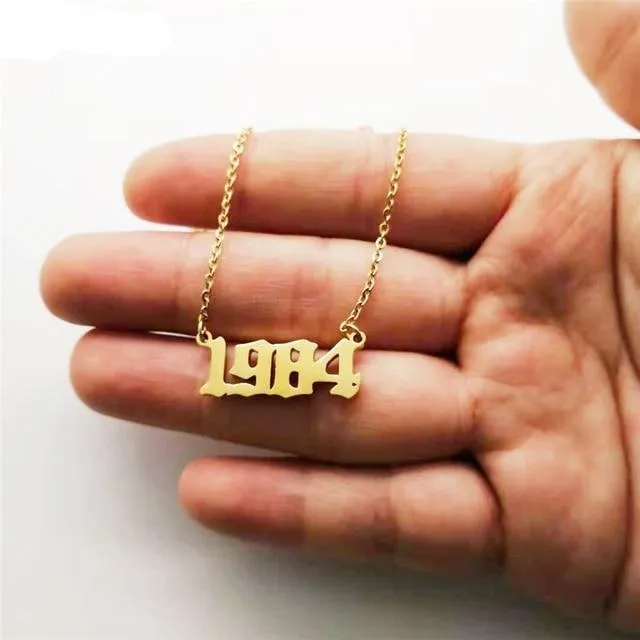 Luxury Year Number Pendant Necklace for Women Anniverssary Jewelry