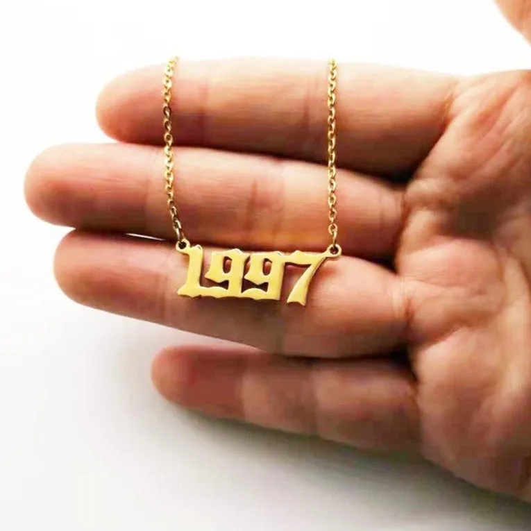 Luxury Year Number Pendant Necklace for Women Anniverssary Jewelry