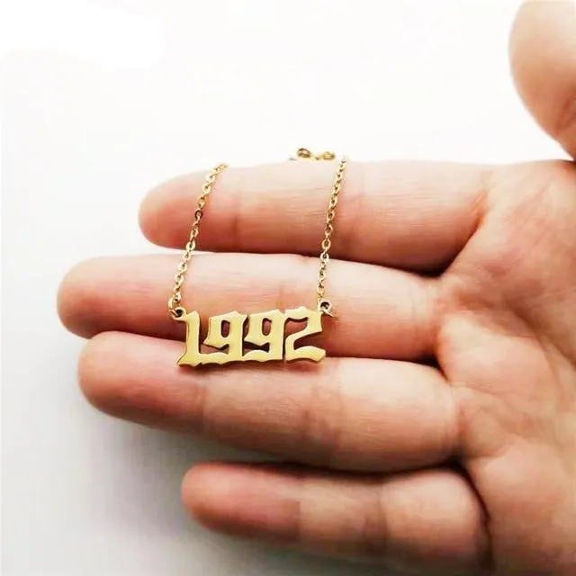 Luxury Year Number Pendant Necklace for Women Anniverssary Jewelry