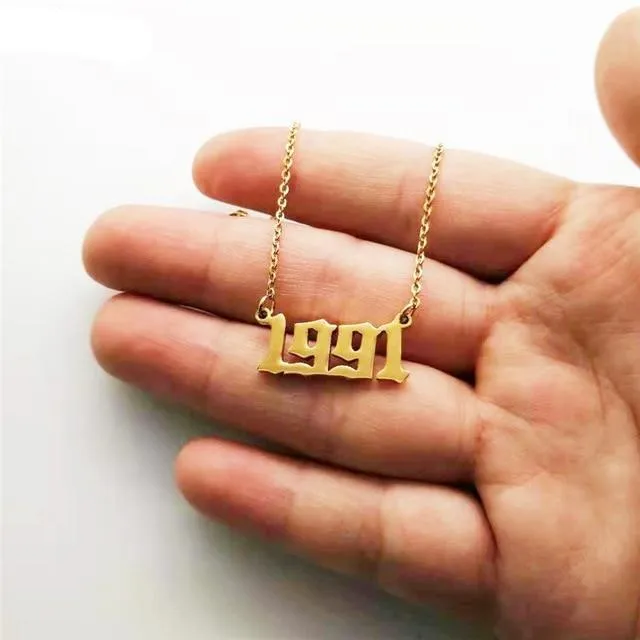 Luxury Year Number Pendant Necklace for Women Anniverssary Jewelry