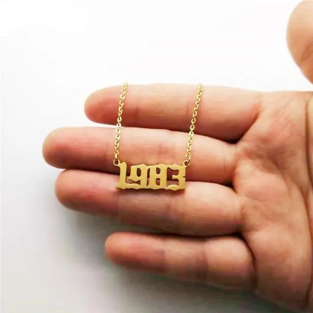 Luxury Year Number Pendant Necklace for Women Anniverssary Jewelry