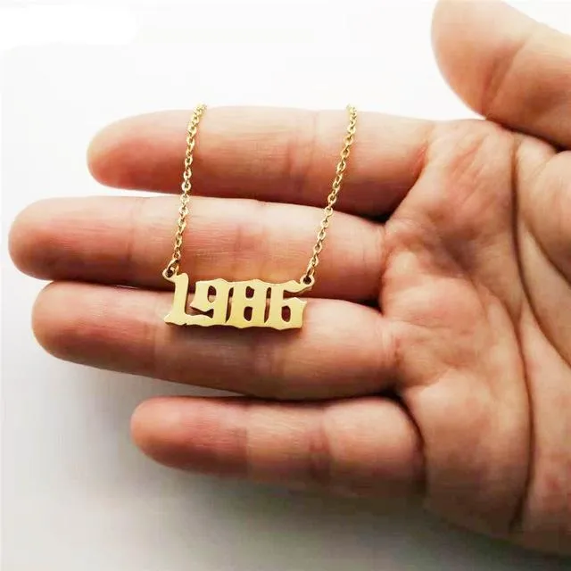 Luxury Year Number Pendant Necklace for Women Anniverssary Jewelry