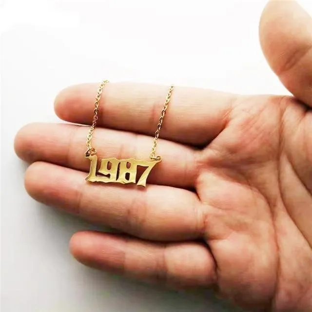 Luxury Year Number Pendant Necklace for Women Anniverssary Jewelry