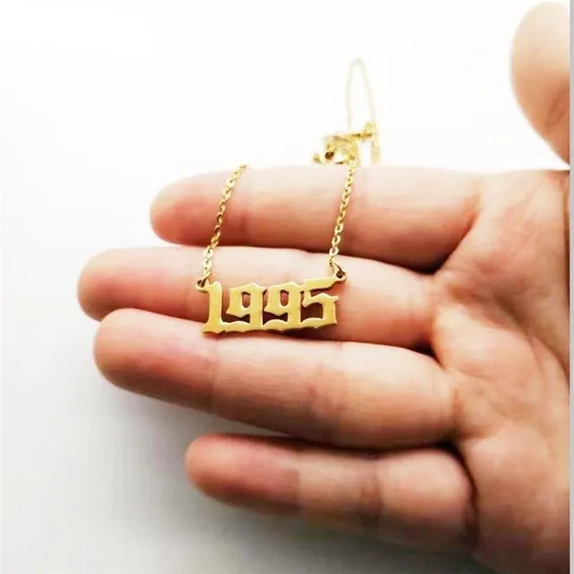 Luxury Year Number Pendant Necklace for Women Anniverssary Jewelry