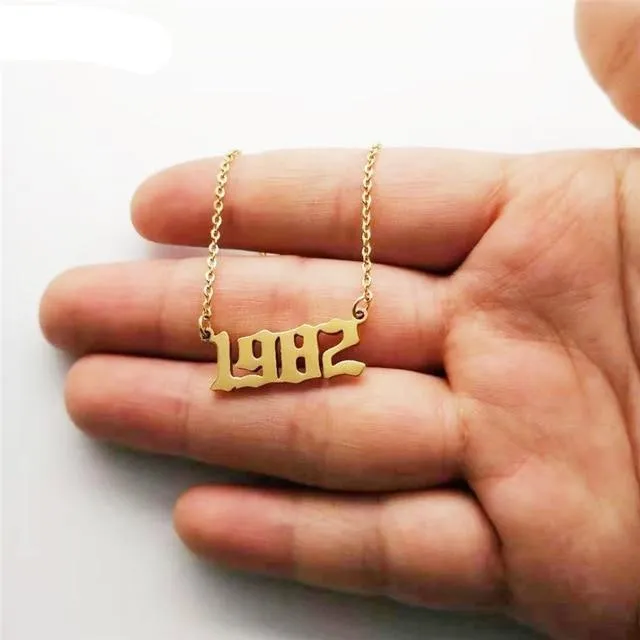 Luxury Year Number Pendant Necklace for Women Anniverssary Jewelry