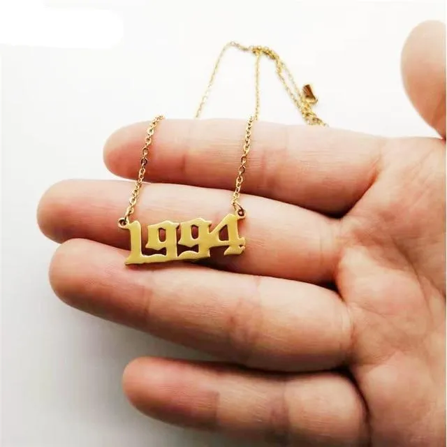 Luxury Year Number Pendant Necklace for Women Anniverssary Jewelry