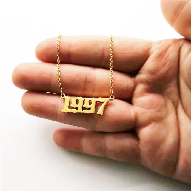Luxury Year Number Pendant Necklace for Women Anniverssary Jewelry