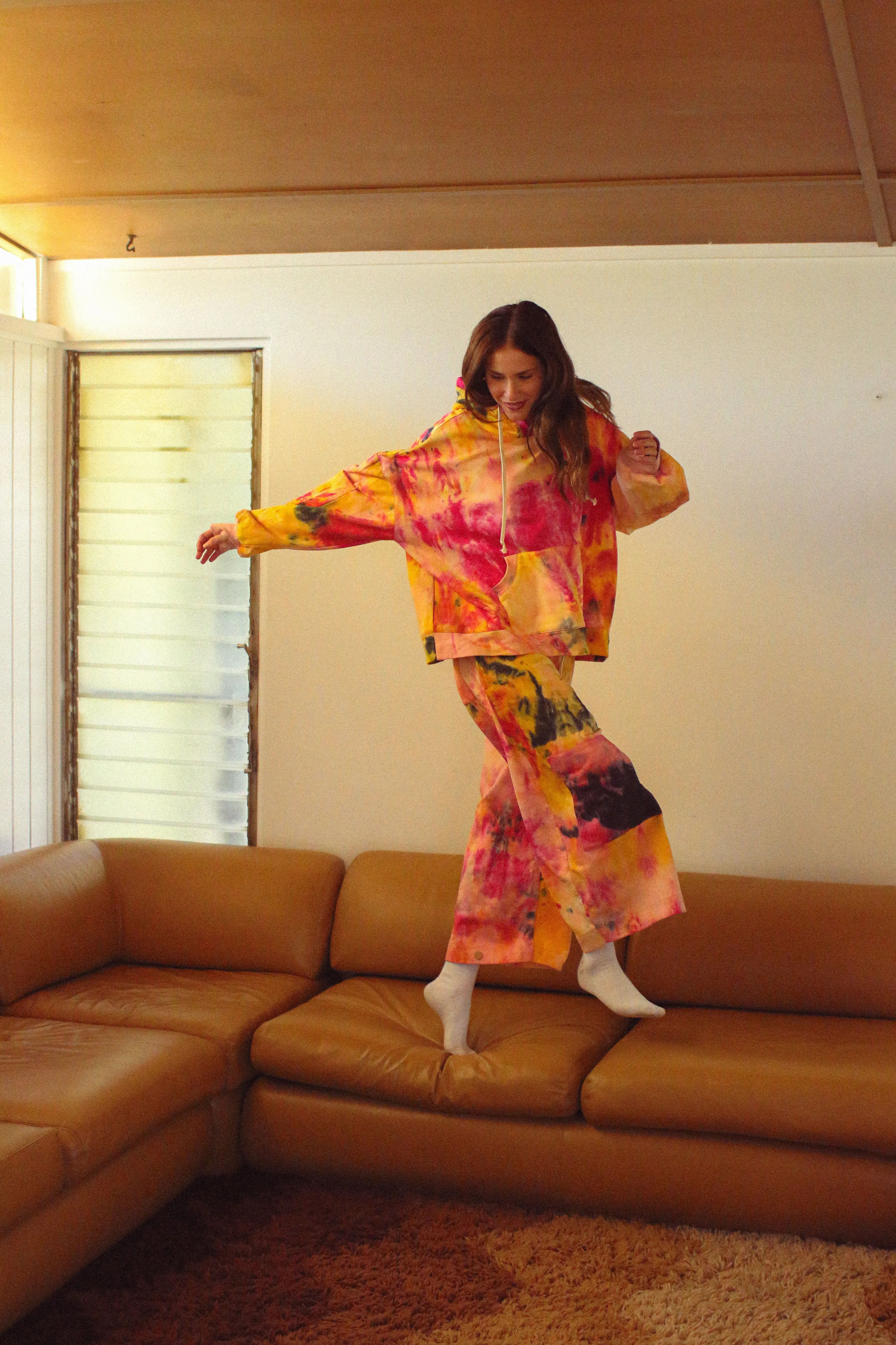 TIE DYE SWEATSHIRT
